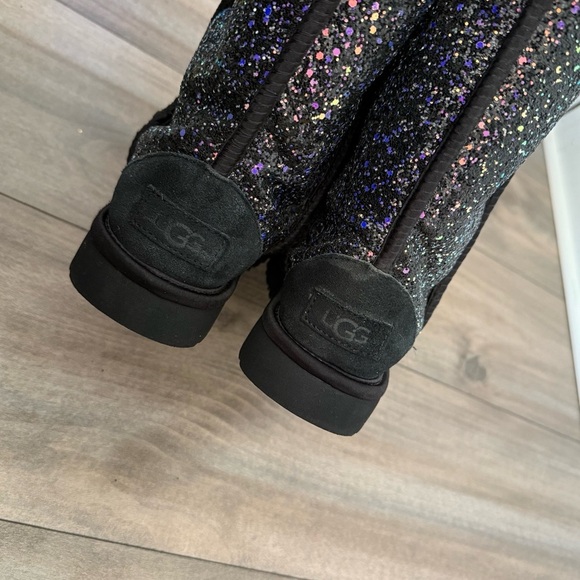 UGG CLASSIC SHORT COSMOS PURPLE BLACK SPARKLE BOOTS leather sheepskin RARE sz 7 - Picture 7 of 8